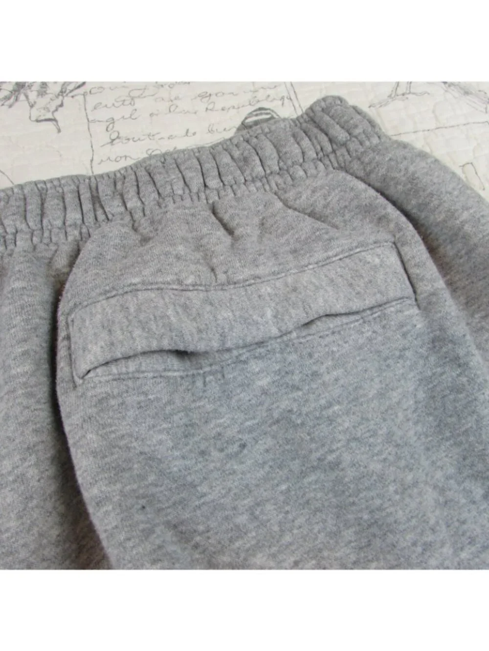 EUC Nike Fleece Shorts Gray  Big Swoosh BV2721-063 Sweat Shorts Athletic sz XL